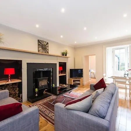 Self Catering , City Centre Apartment With Parking Edinburgh Exterior photo